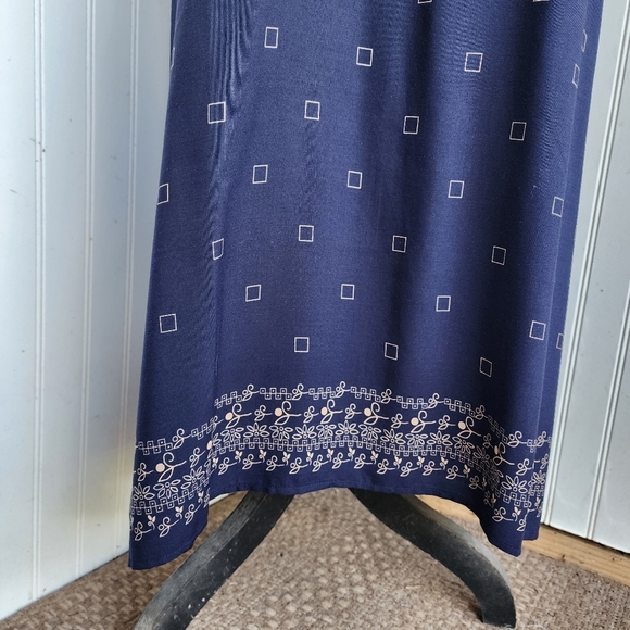 Christopher & Banks Womens Navu Blue Tan Geo Print Dress Sleeveless Midi Maxi 12 - Picture 3 of 12